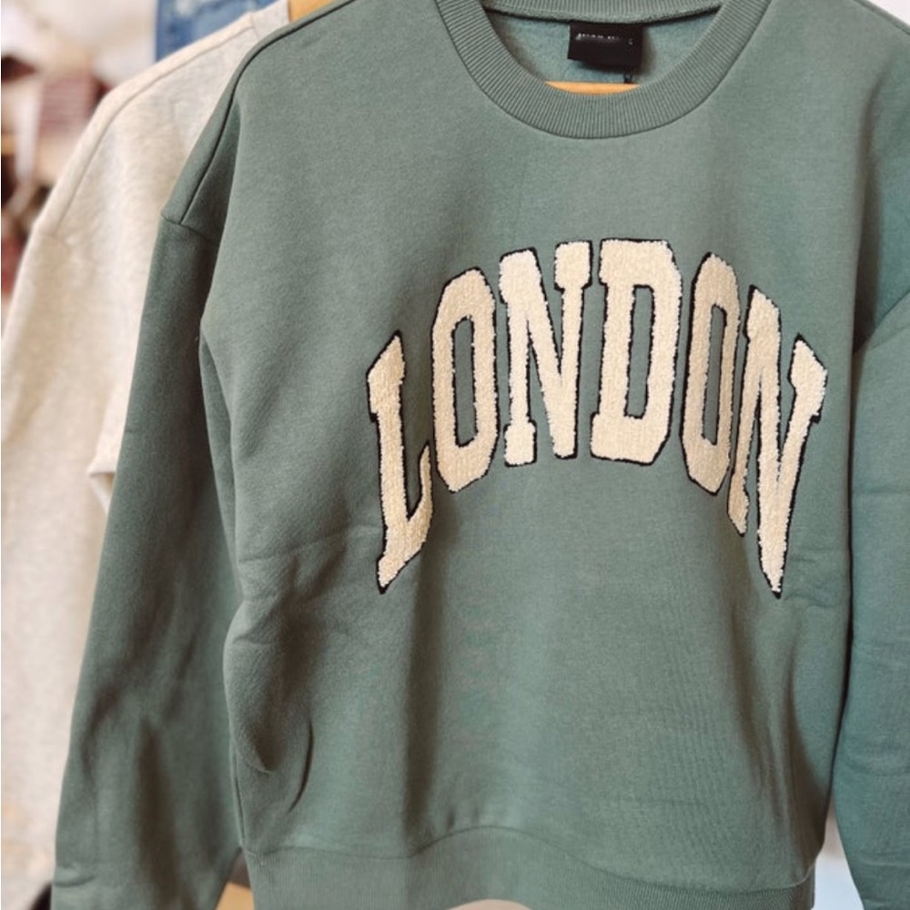 Boutique Green Crew Neck Sweater